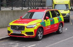 London's Air Ambulance Advanced Trauma Team - KX23 HYA