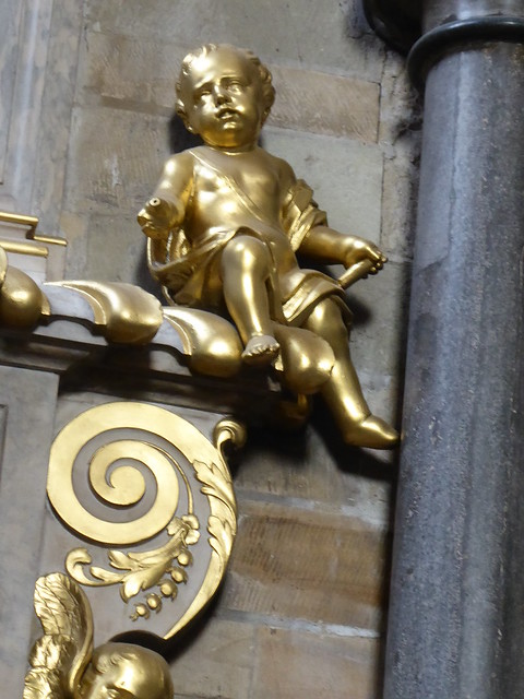 Gilded Putto, Southwark Cathedral