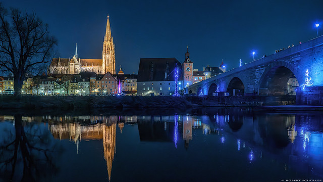Regensburg RE.LIGHT International Light Art Festival