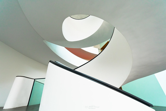 Lines and curves - Architectural abstraction