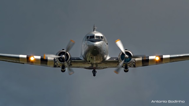 Douglas DC-3C-S1C3G (C-47B-35-DK) F-AZOX @ Air Legend 2022
