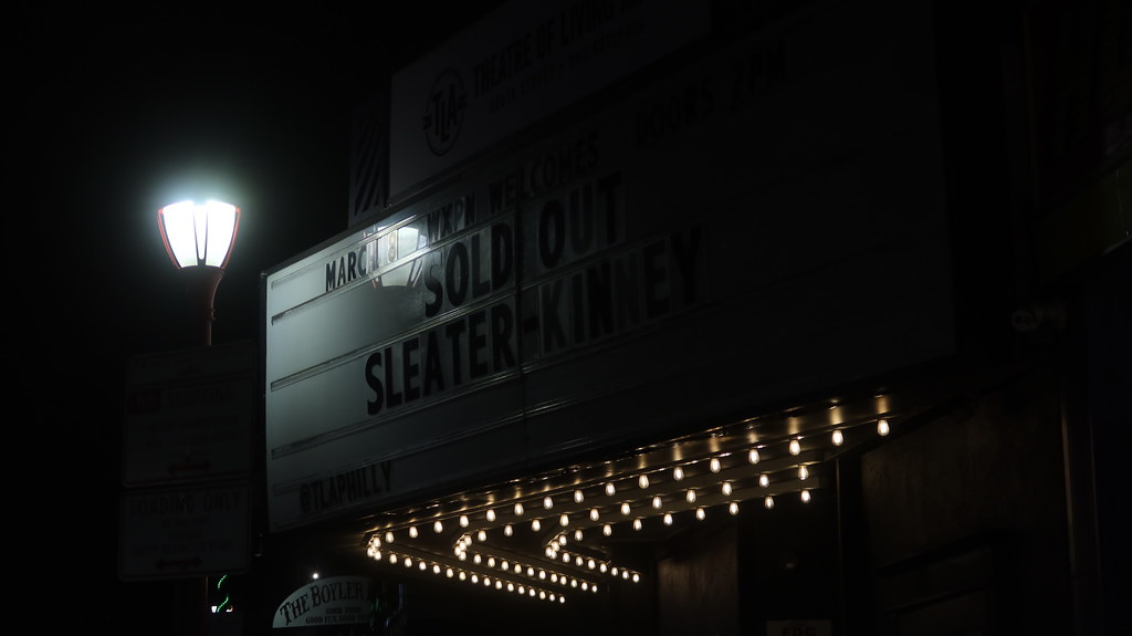 Sleater-Kinney (Little Rope Tour) - Carrie Brownstein & Corin Tucker with Angie Boylan, Katie Harkin, Toko Yasuda & Teeny Lieberson
