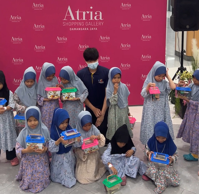 Atria Shopping Gallery Meriah Raya Anda Dengan 'The Luminous Raya'
