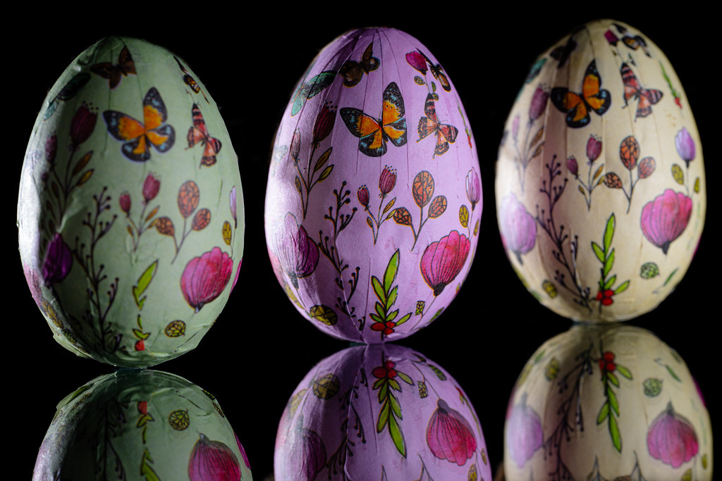 Butterflies and flowers on the little decoration eggs - My entry for todax 