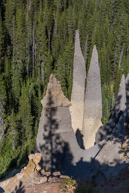 pinnacles near Crater Lake - 2