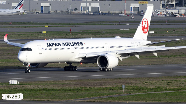 Japan Airlines A350-1041 msn 635 F-WWDW / JA03WJ