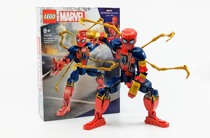 76298: Iron Spider-Man Construction Figure