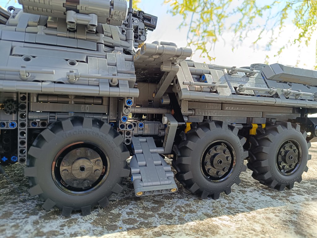 LEGO BTR-90 IFV