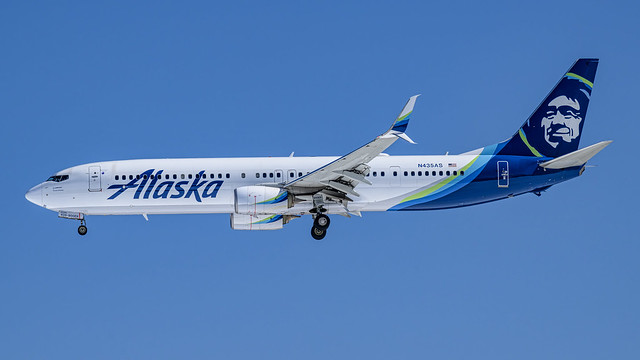 Alaska Airlines Boeing 737-990(WL) N435AS