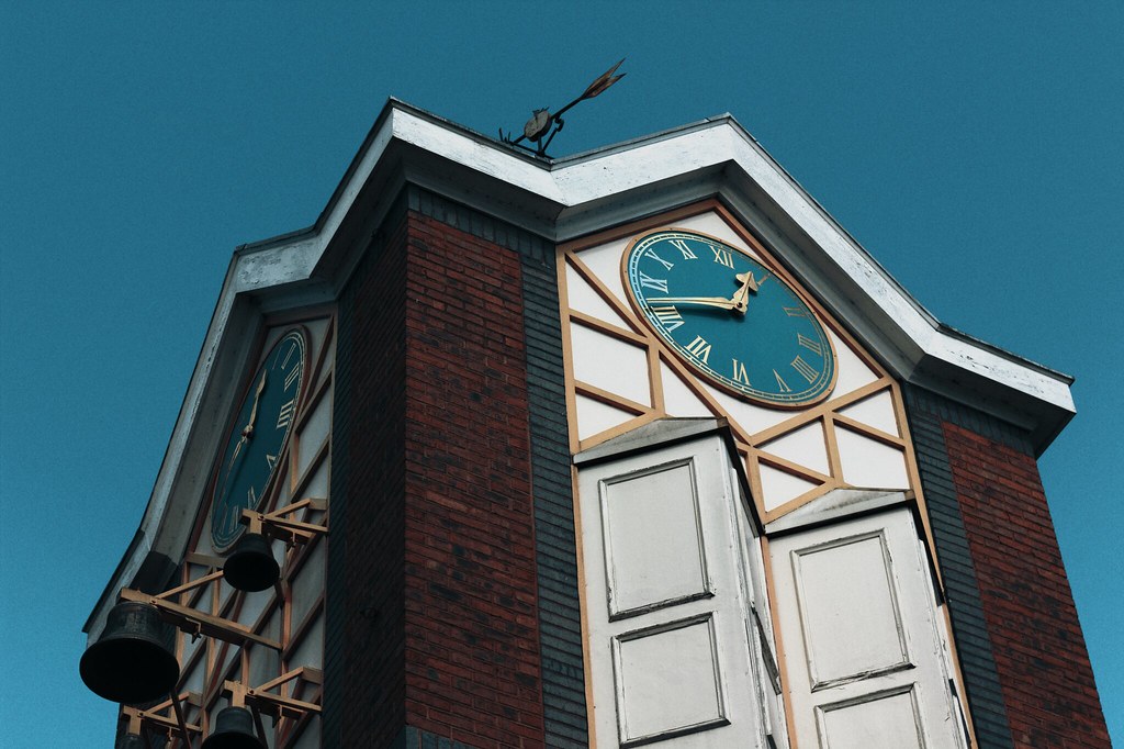 Orchard Square Clock