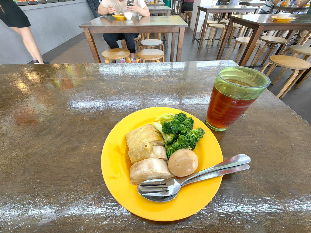 1肉1菜1蛋 Mixed Rice rm$10 @ 香城菜飯之家 (雜飯專賣店) Restoran Hiong Seng Puchong Bandar Puteri