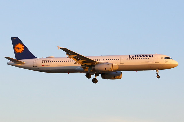 Airbus A321-131 (Lufthansa) (D-AIRU)