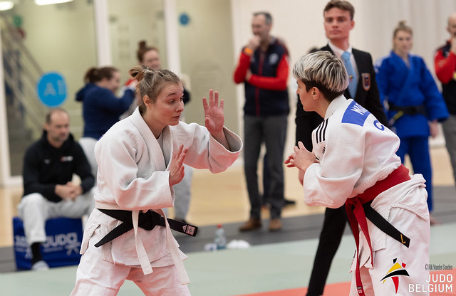 Karolien Van den Broeck (Jitsu-Kwai Hamme) vs Tea Madar (Judo Klub Samobor - CRO)