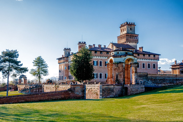 Chignolo Castle #Chignolo #Castle #Italy