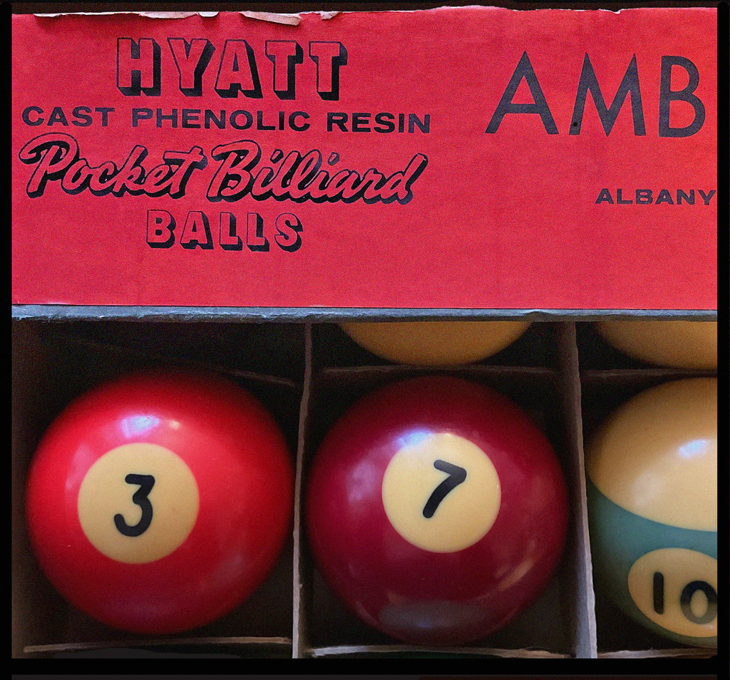Hyatt Cast Phenolic Resin Billiard Balls