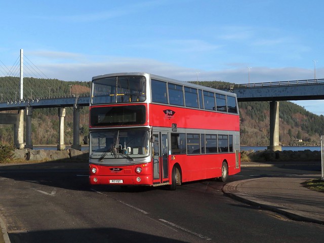 D & E Coaches P17 YST Inverness