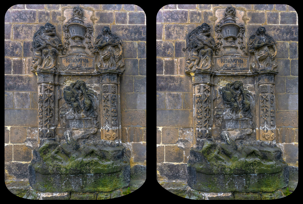 Goetzsches Mausoleum 3-D / CrossView / Stereoscopy