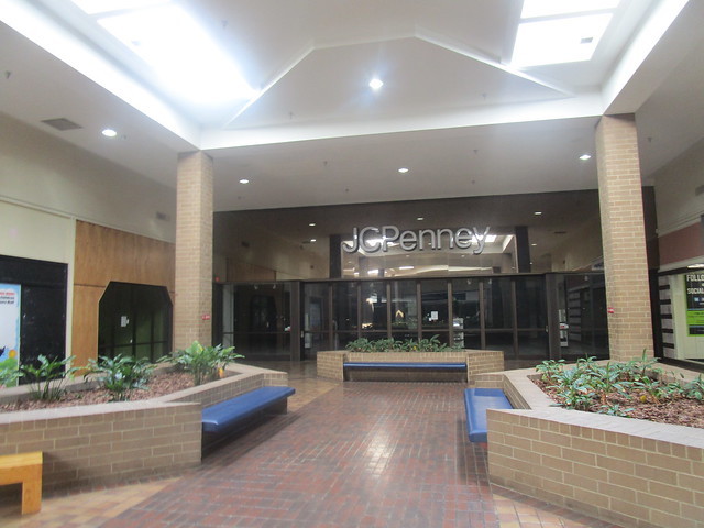 Middlesboro Mall