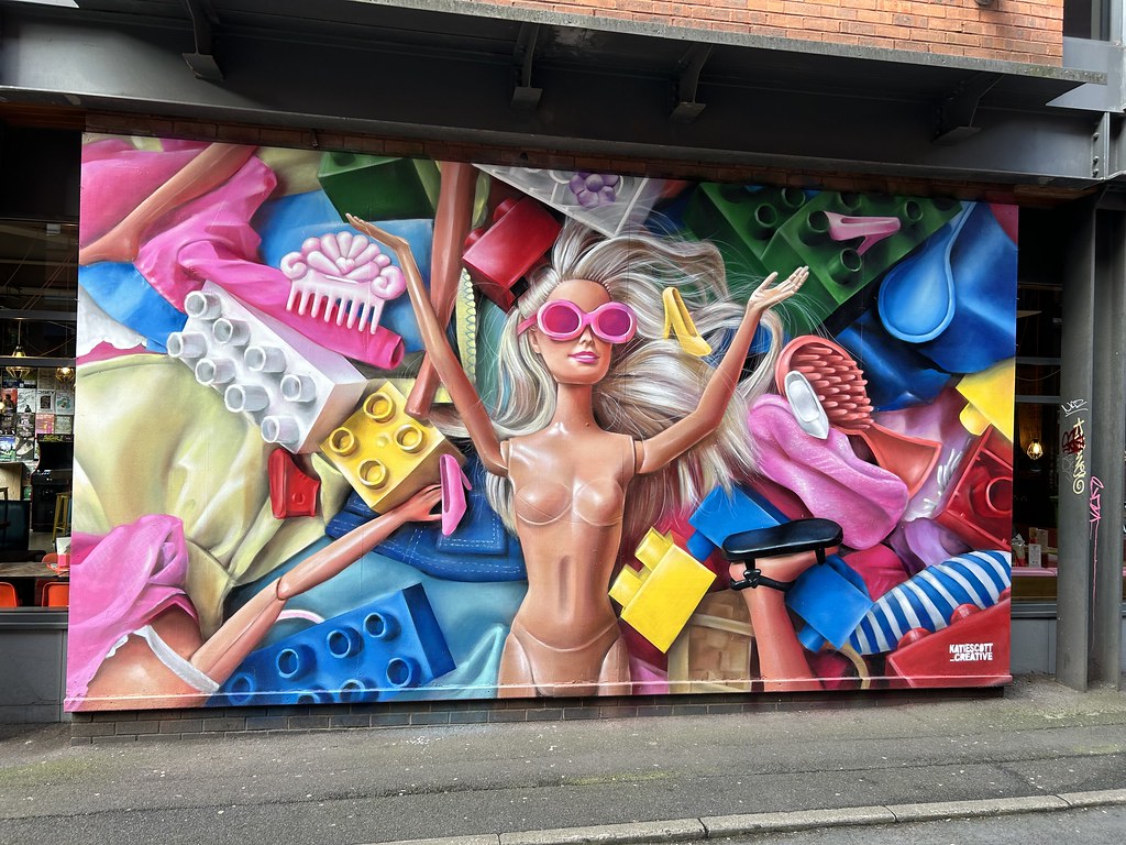Manchester street art = Barbie