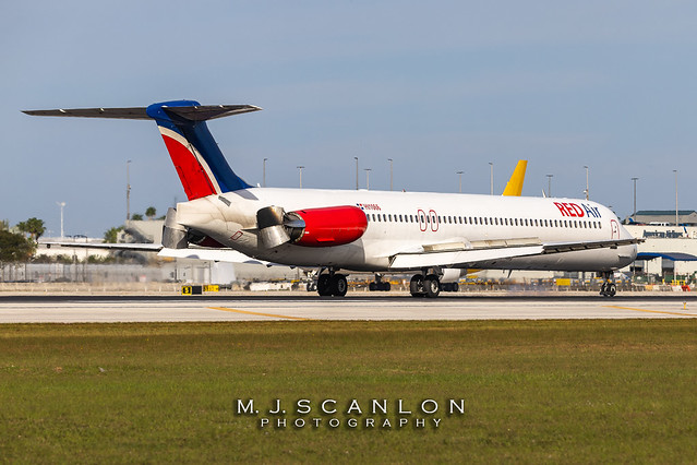 HI1066 RED Air | McDonnell Douglas MD-82 | Miami International Airport