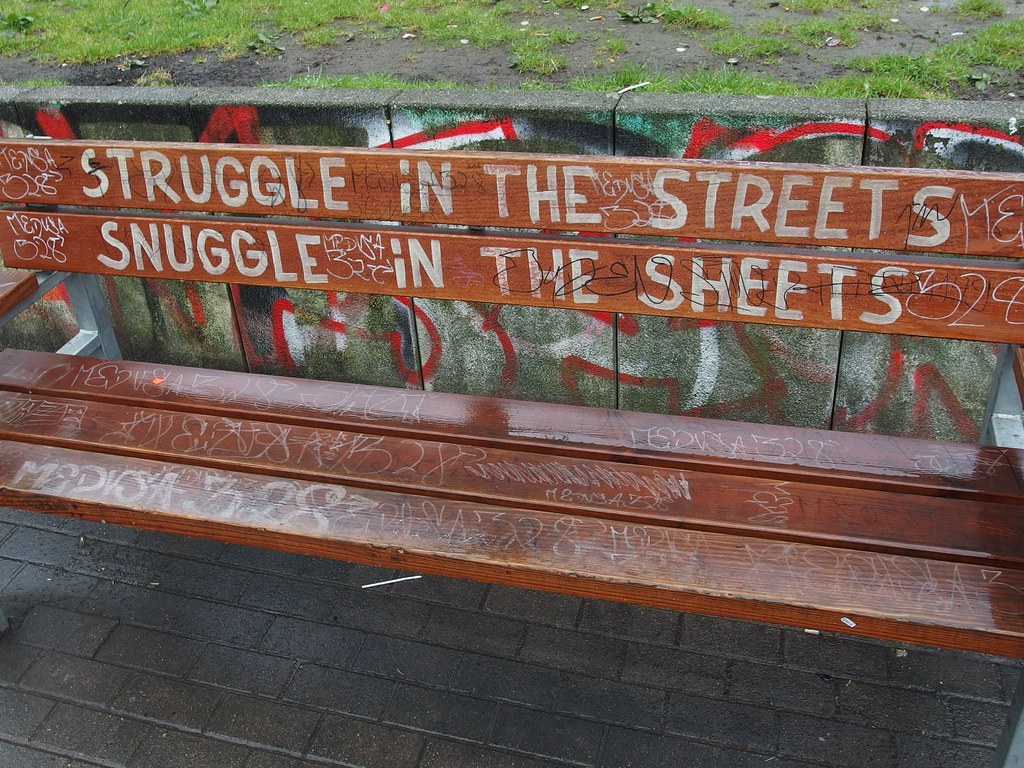 Struggle in the Streets – Snuggle in the Sheets