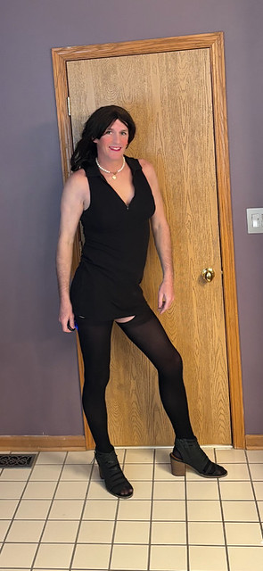 I believe it is a lovely morning for a cute LBD