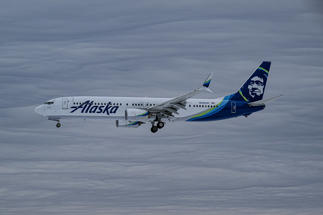 Alaska Airlines Boeing 737-990ER(WL) N292AK