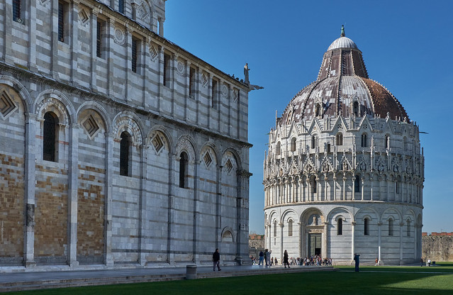Pisa's  Battistero di San Giovanni