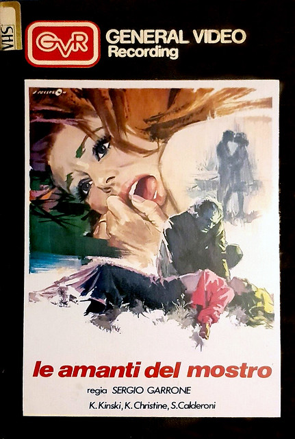 Le amanti dei mostro Italian Video VHS Cover by Angelo Cesselon