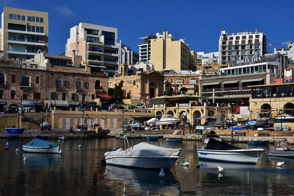 Spinola Bay / St. Julian's / Malta