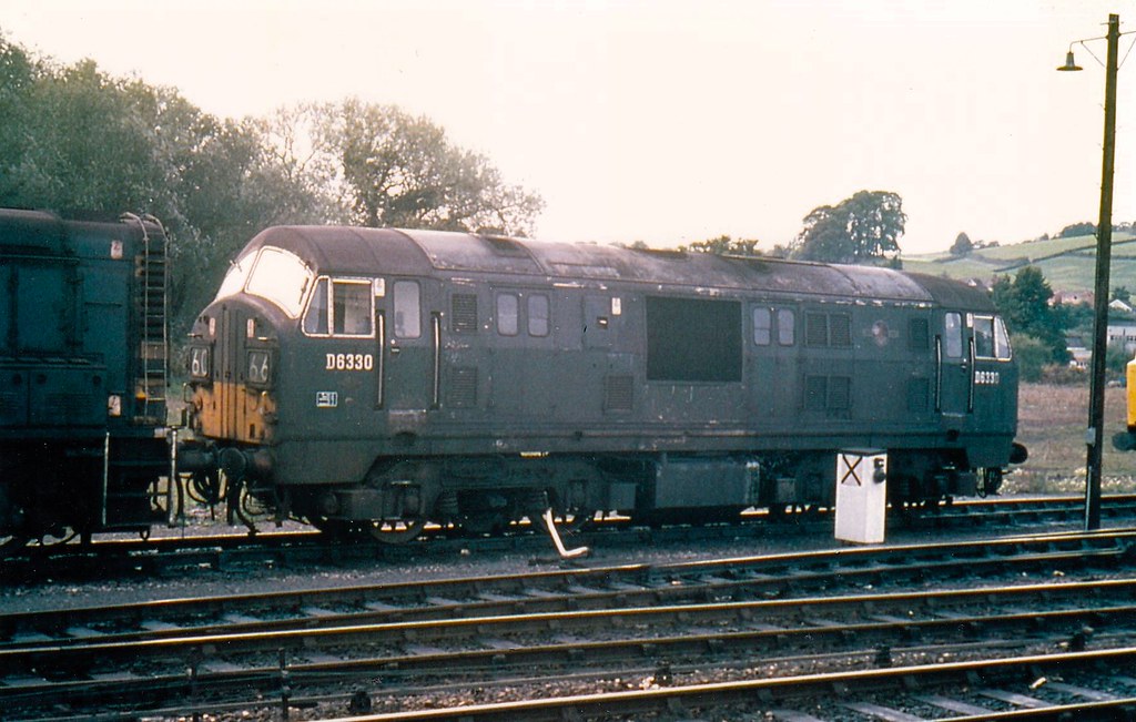 North British Class 22 diesel-hydraulic D6330 at Exeter.