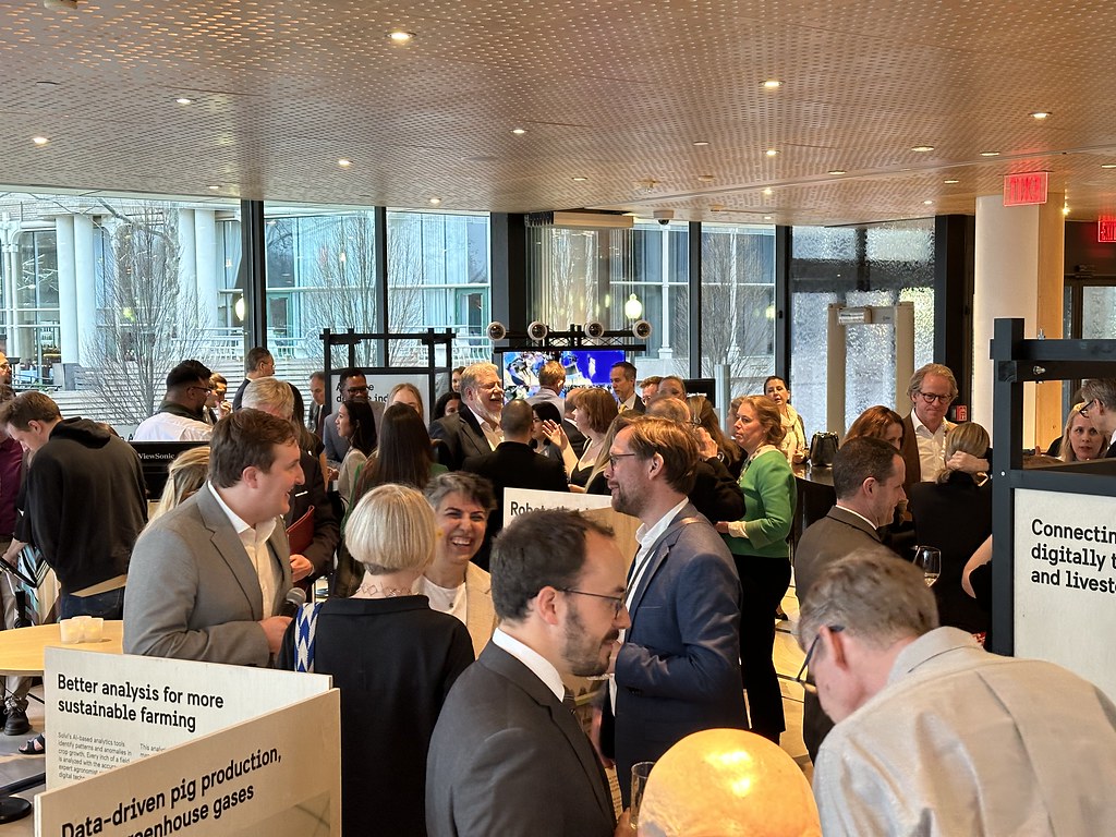 Opening night: ‘AI - How Sweden is putting AI to good use’