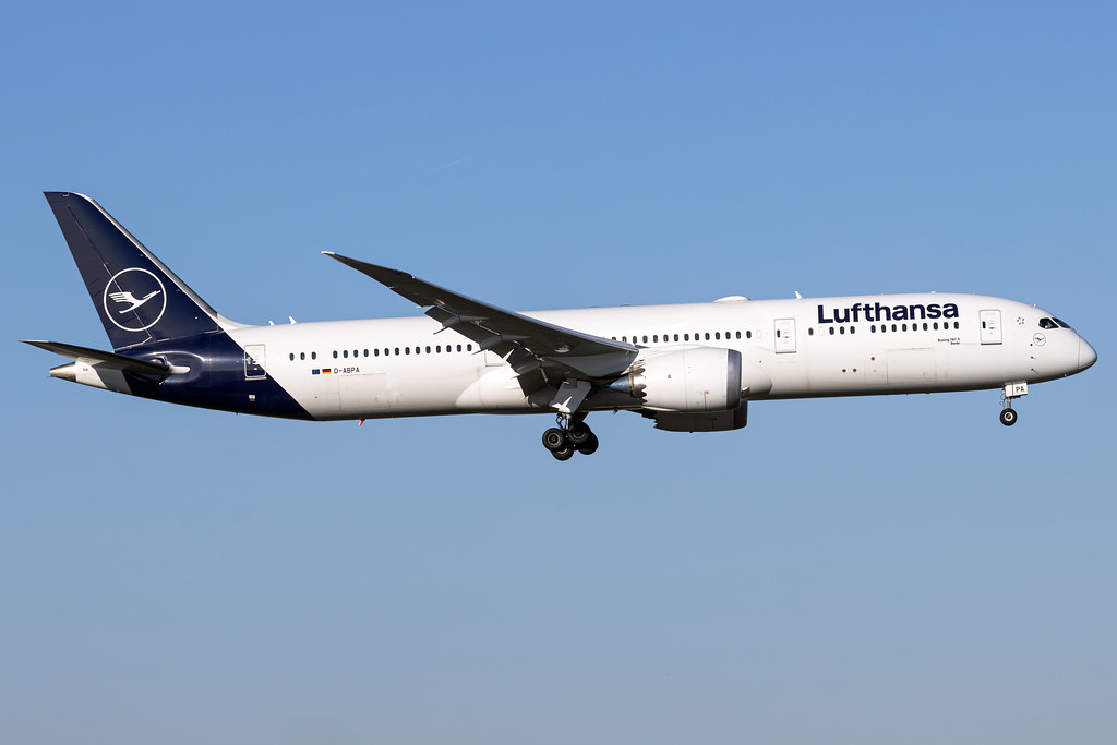 Lufthansa B787-9 D-ABPA