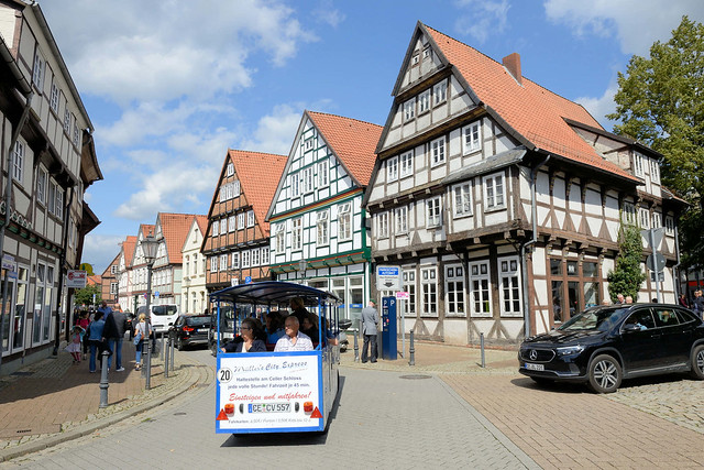 7689 Touristenrundfahrt mit Bummelzug in der Straße Am Heiligen Kreuz - Fotos von der Stadt Celle in Niedersachsen.