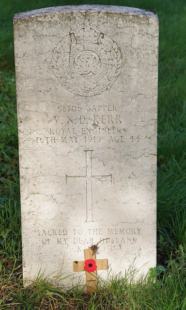 V.N.D. Kerr, Royal Engineers, 1919, War Grave, Aylesbury