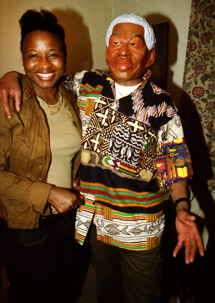 South African Nurses Party with Mpumi & Nelson Mandela Havercourt Belsize Park London March 2001  003v