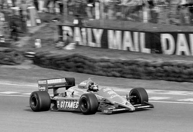 Jacques Laffite — Gitanes Ligier   - European F1 GP - Brands Hatch 1985