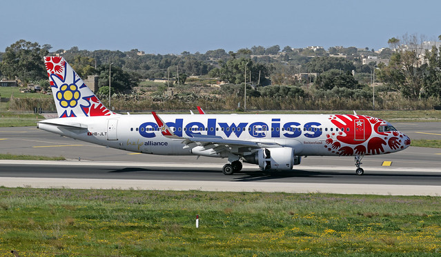 HB-JLT LMML 28-03-2024 Edelweiss Air Airbus A320-214 CN 5518