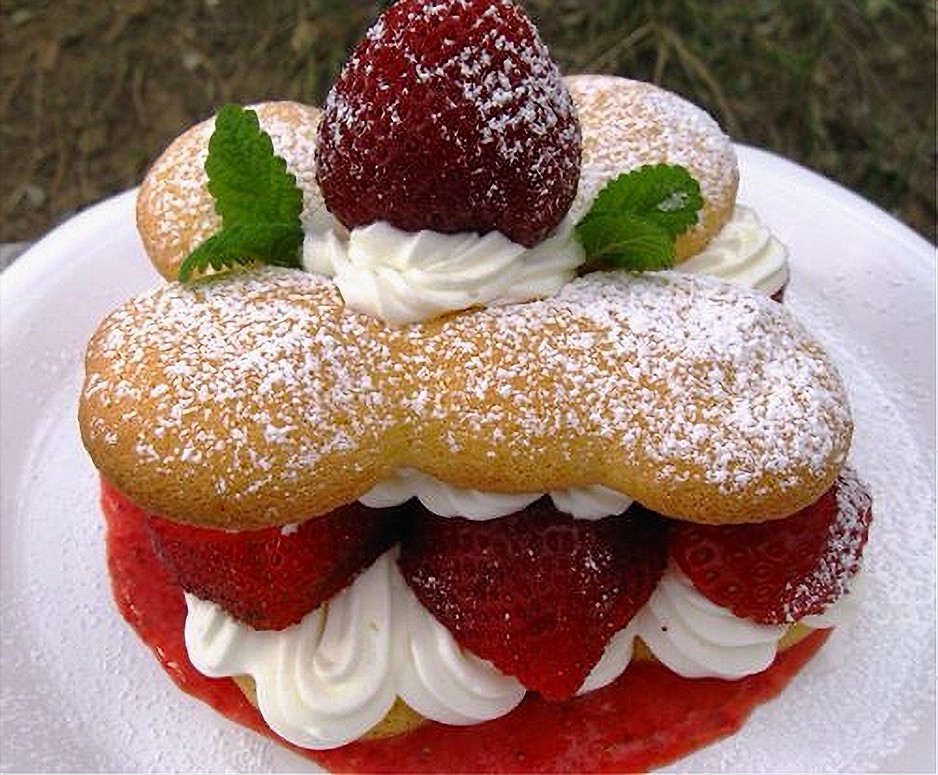 Lady FInger Strawberry Shortcake with Cream