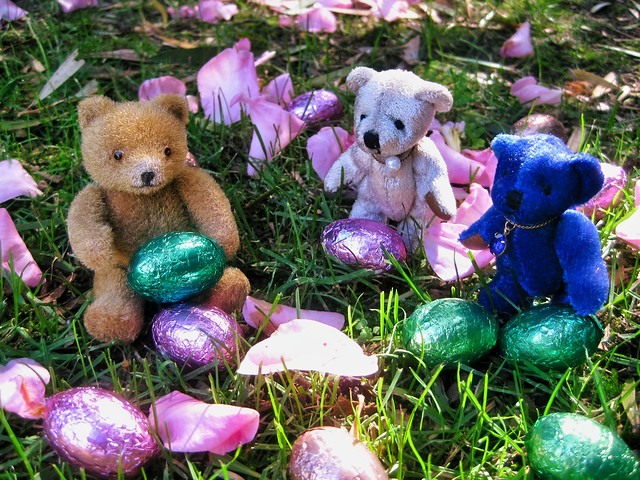 Paddington, Scout and the Easter Egg Hunt 13.