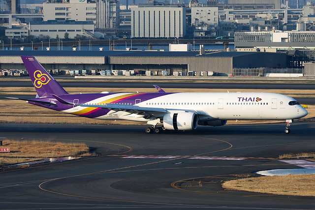 Thai Airways  Airbus A350-941HS-THV