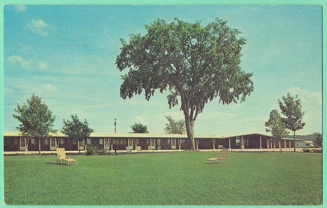 Redwood Motel, Janesville, Wisconsin