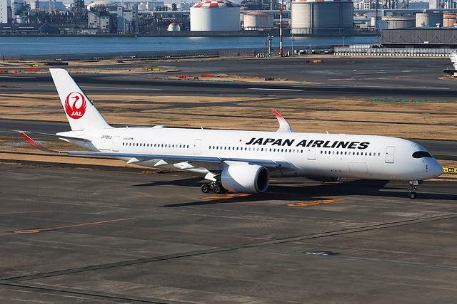 Japan Airlines Airbus A350-941JA10XJ