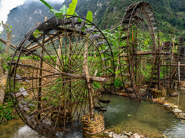 Water mill. Noria hidraúlica. Pu Luong, Vietnam.