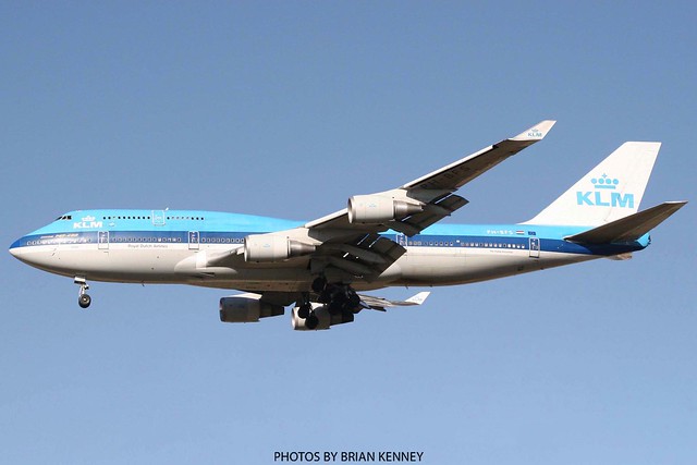 KLM-ROYAL DUTCH AIRLINES 747-406M