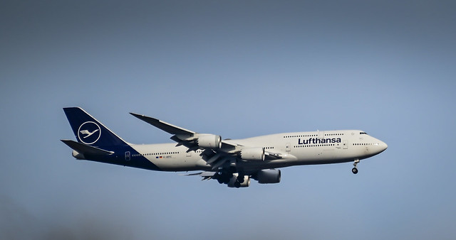 Lufthansa Airlines Boeing 747-8 on approach to Washington Dulles International Airport - Chantilly VA