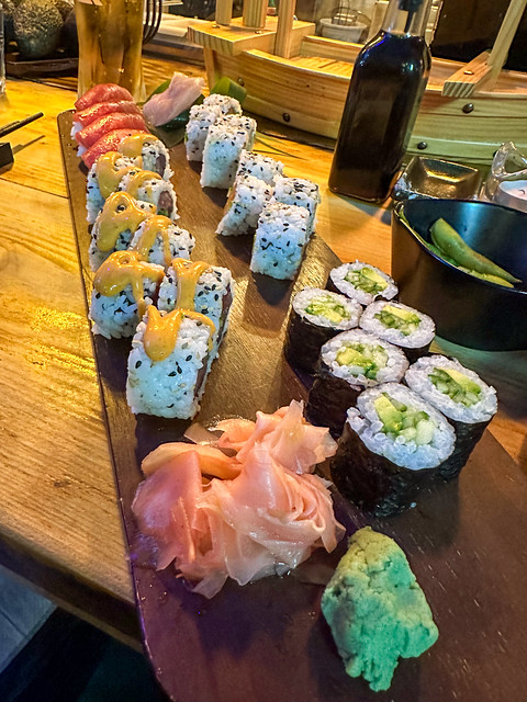 Sushi sharing platter for two