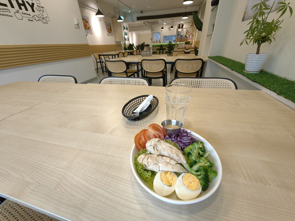 燉雞肉沙拉 Baked Chicken Salad rm$12.90 @ EatHami 食坊(健康餐) Puchong Bandar Puteri