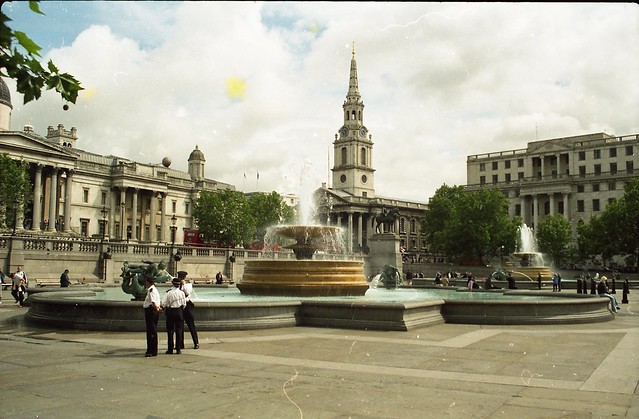 A walk round London in 2002 - David Beckham Statue in Trafalgar Square