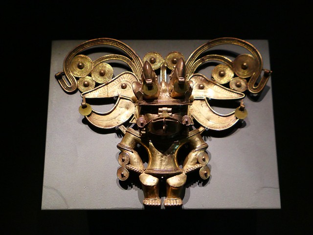 Colombian Tairona golden pendant, MAS, Antwerp